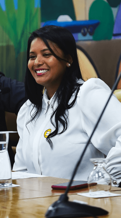 Monielle Freitas em retrato institucional